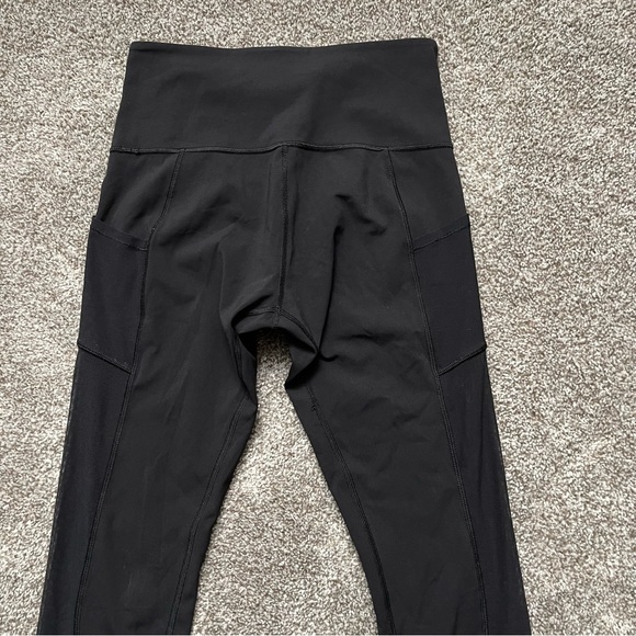 RARE Lululemon Seek The Heat Crop Sz 8 In Black - Picture 8 of 8